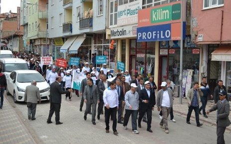  Doğanşehir ‘de Sağlıklı Yaşam Yürüyüşü Düzenlendi