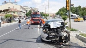 Malatya Darende'de Trafik Kazası 2 Yaralı